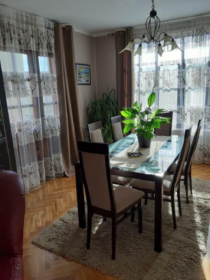 Vila Maljevik Sutomore Luaran gambar