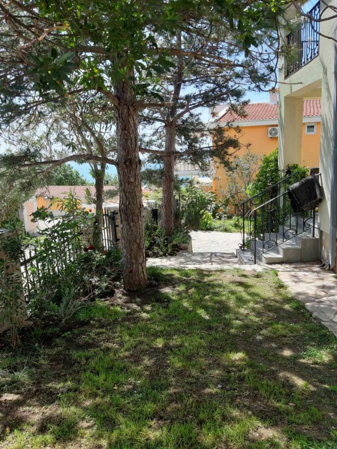 Vila Maljevik Sutomore Luaran gambar